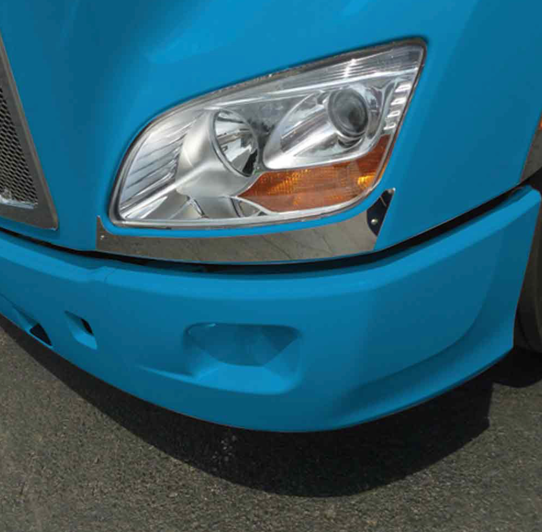 TP-1218 PB 579 HEADLIGHT TRIM
