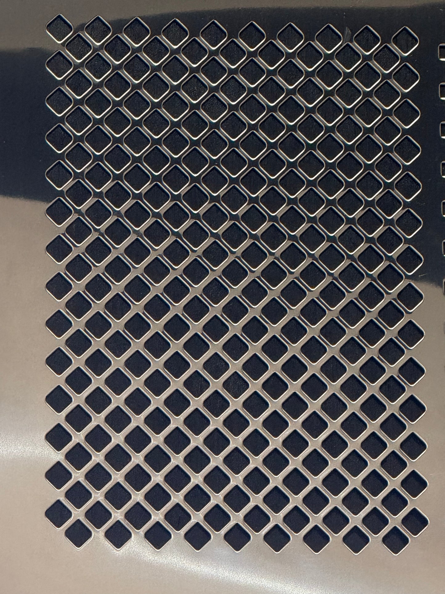 45385-47 KW LOWER REPLACEMENT GRILL W/SNAKE SKIN